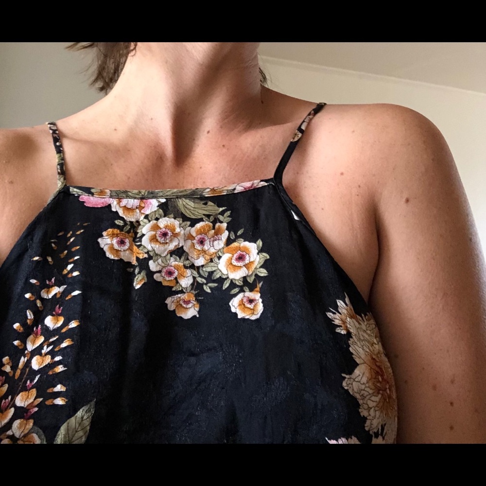 Cropped floral satin tank